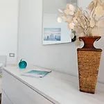 Blu Mare - Sunset And Sea View 아파트 *