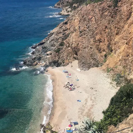 דירה Blu Mare - Sea View טאולאדה